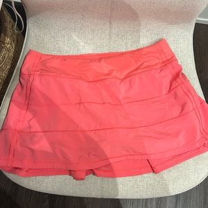 RARE color lululemon running skort size 6
